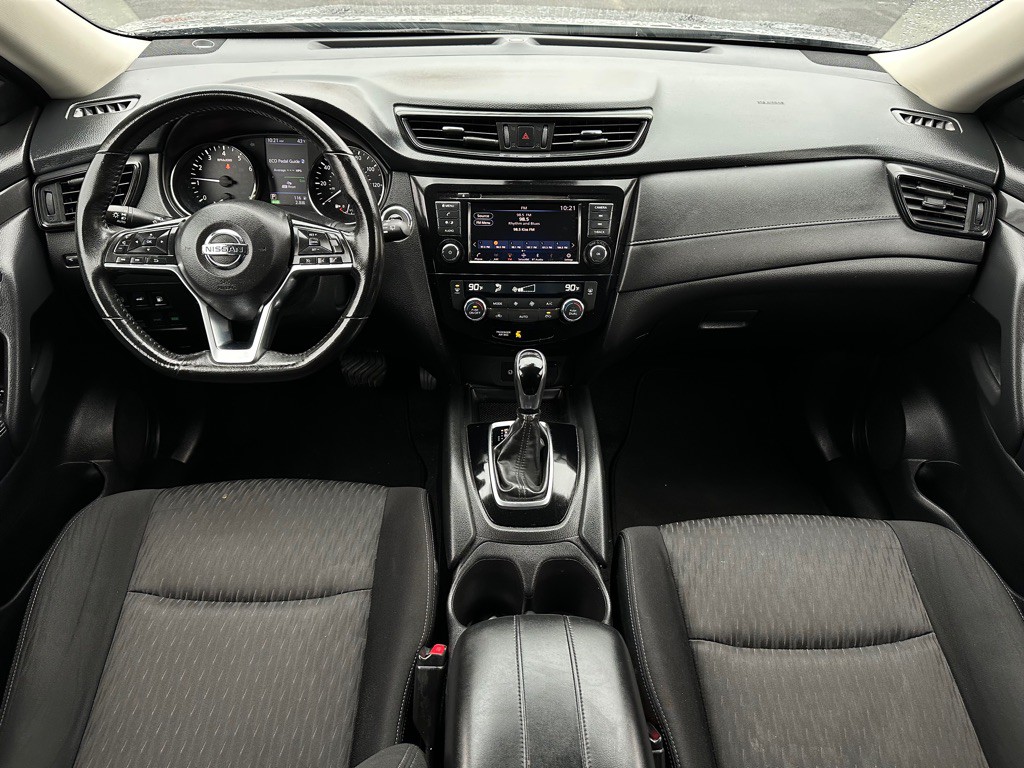 2019 Nissan Rogue Image 12