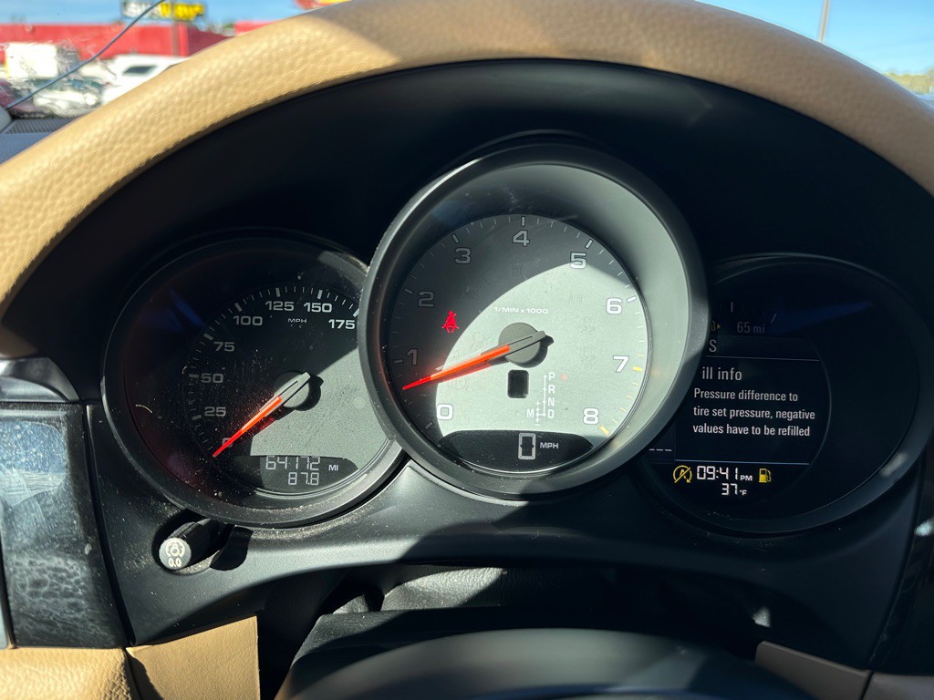 2016 Porsche Macan Image 14