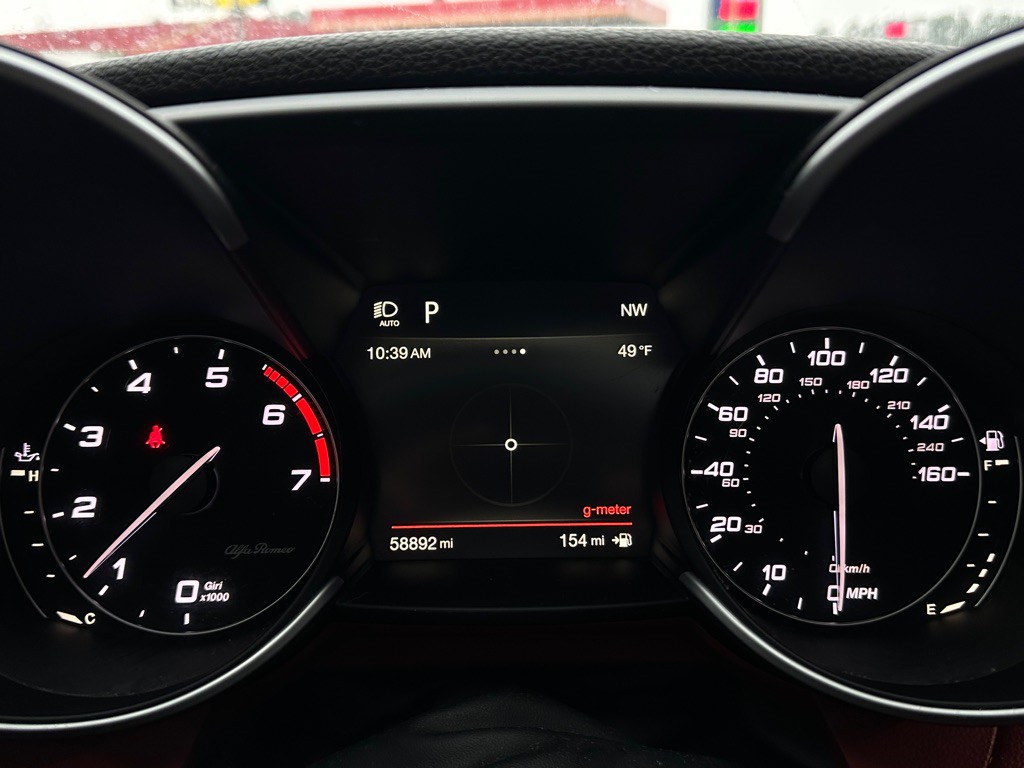 2019 Alfa Romeo Giulia Image 9