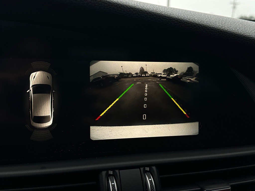 2019 Alfa Romeo Giulia Image 10