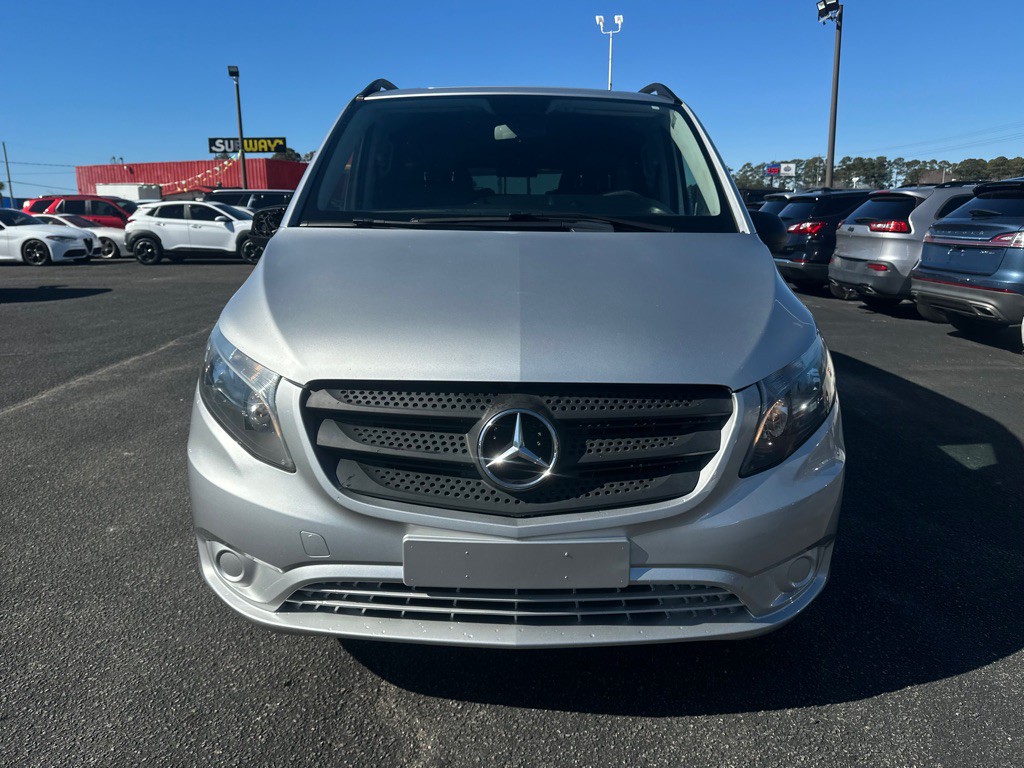2016 Mercedes-Benz Metris Image 2
