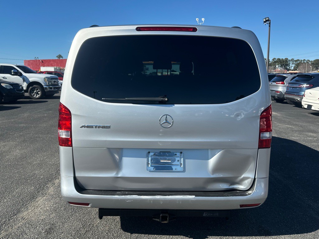 2016 Mercedes-Benz Metris Image 6