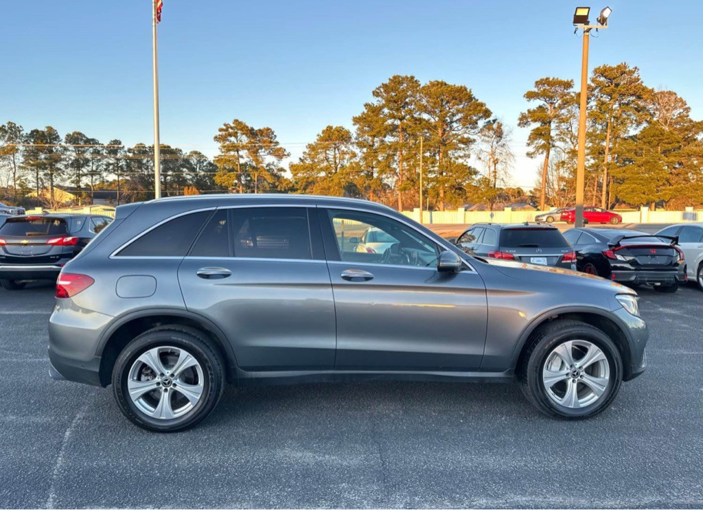 2018 Mercedes-Benz GLC-Class Image 4