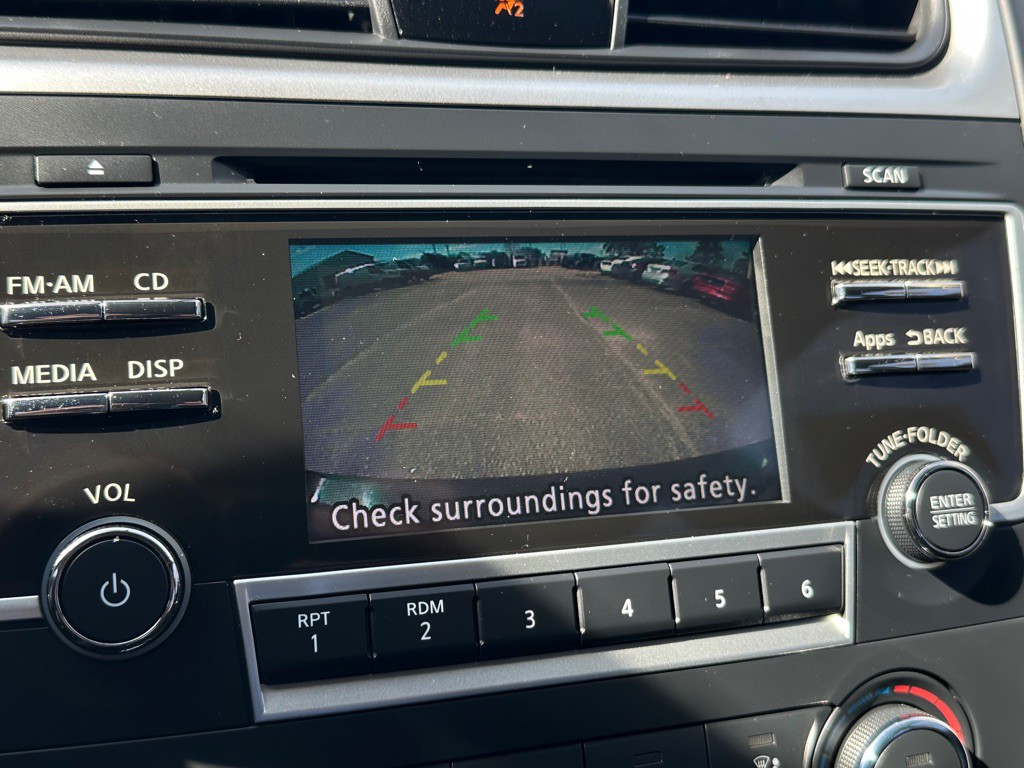 2016 Nissan Altima Image 10