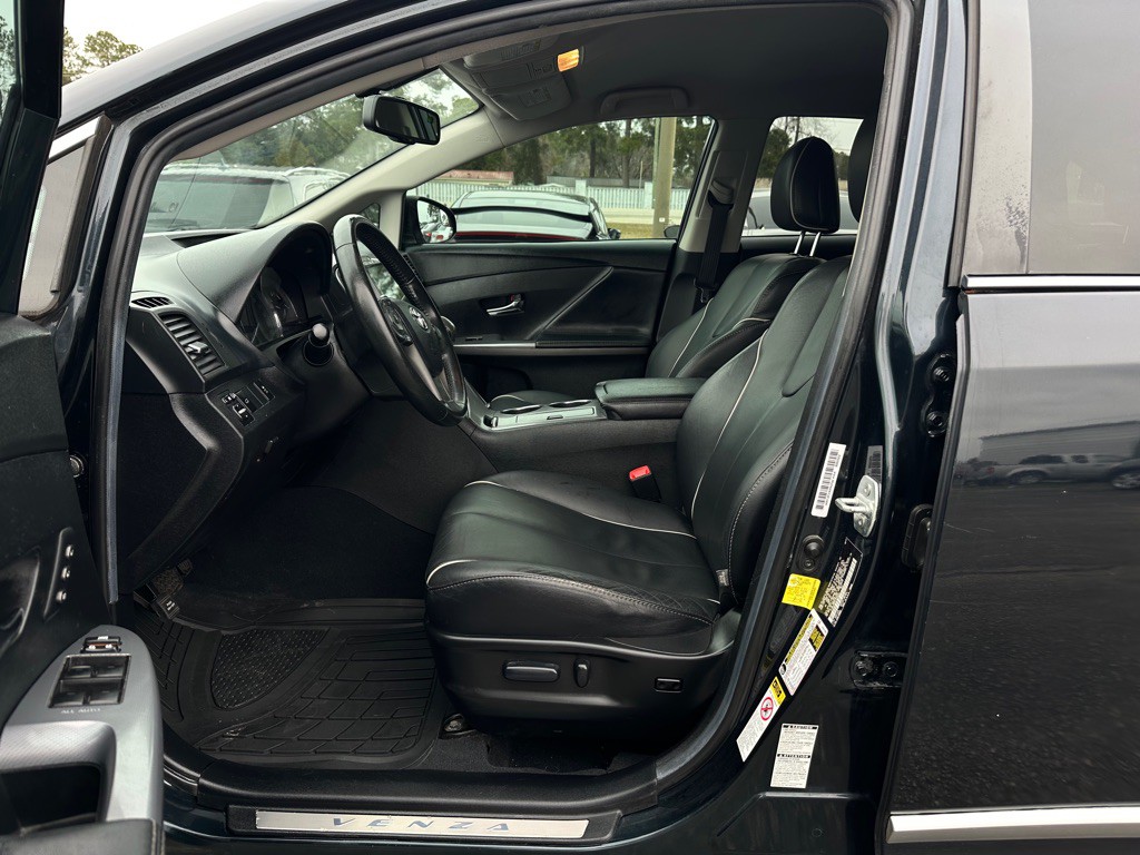 2014 Toyota Venza Image 11