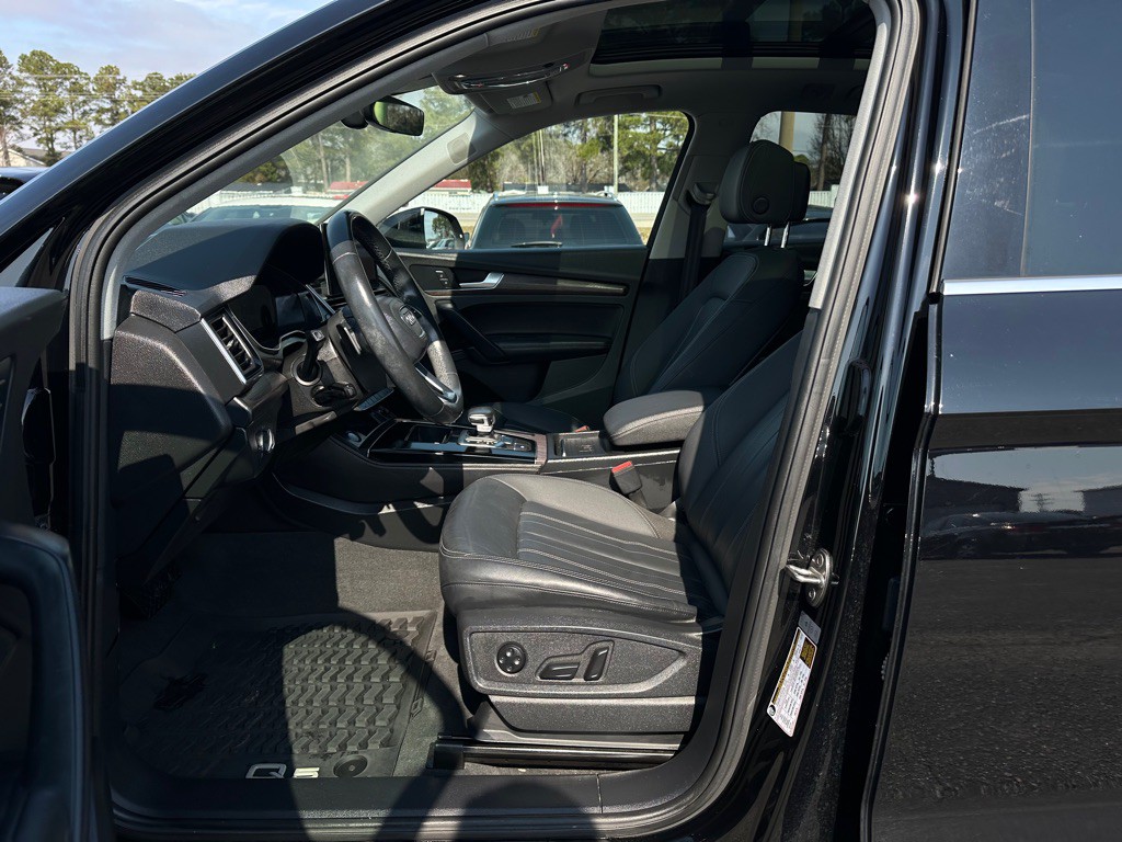 2021 Audi Q5 Image 6