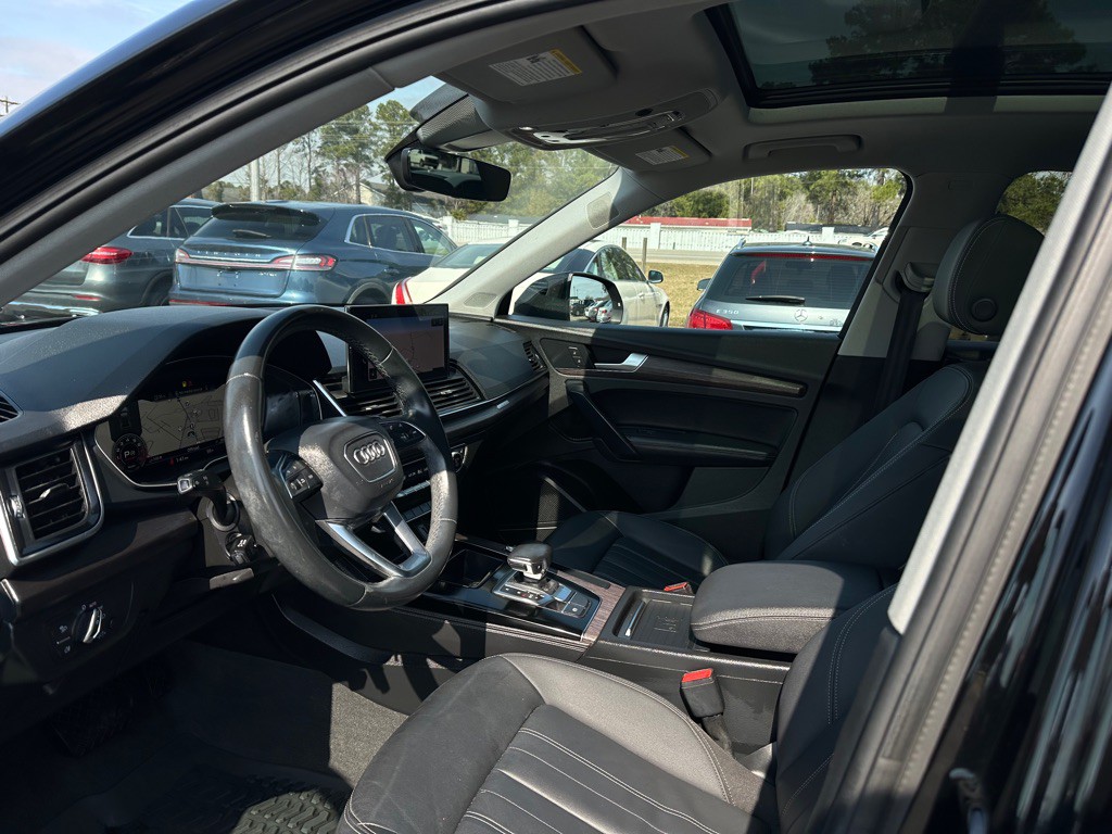 2021 Audi Q5 Image 7