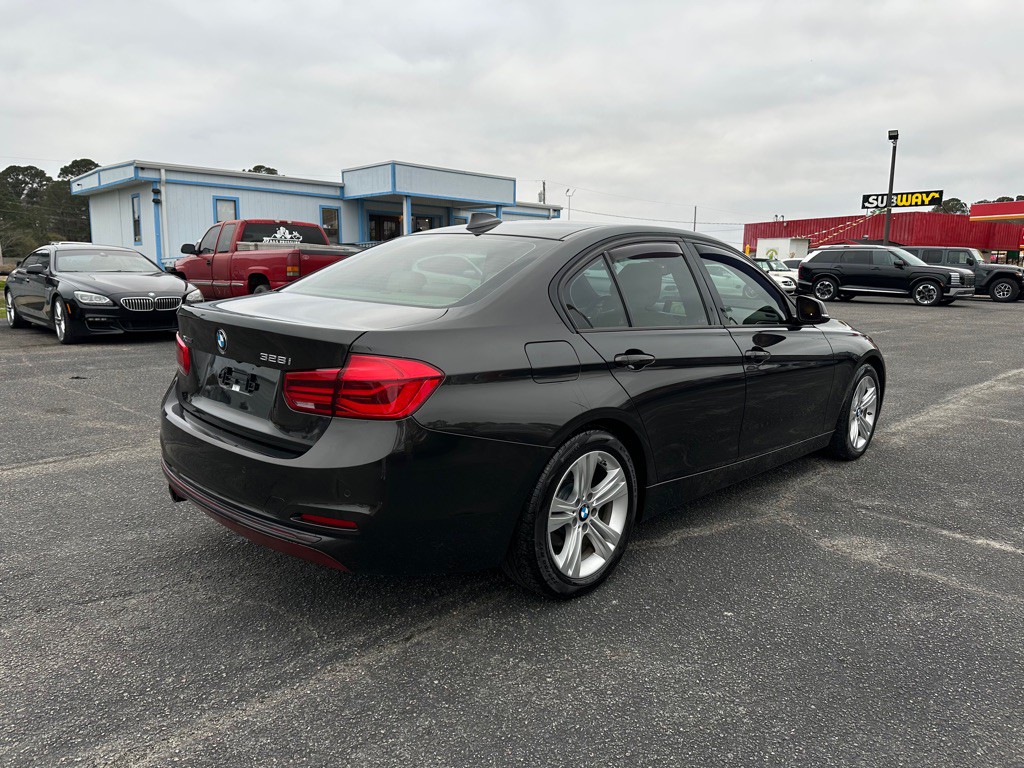 2016 BMW 3 Series Image 5