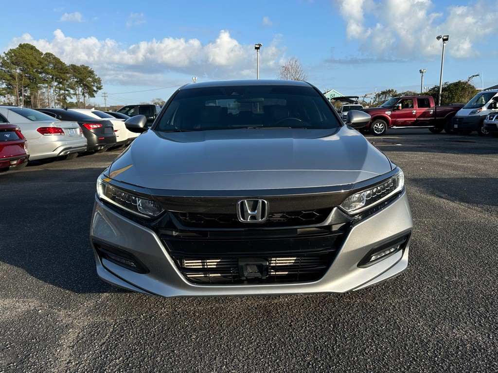 2018 Honda Accord Image 2