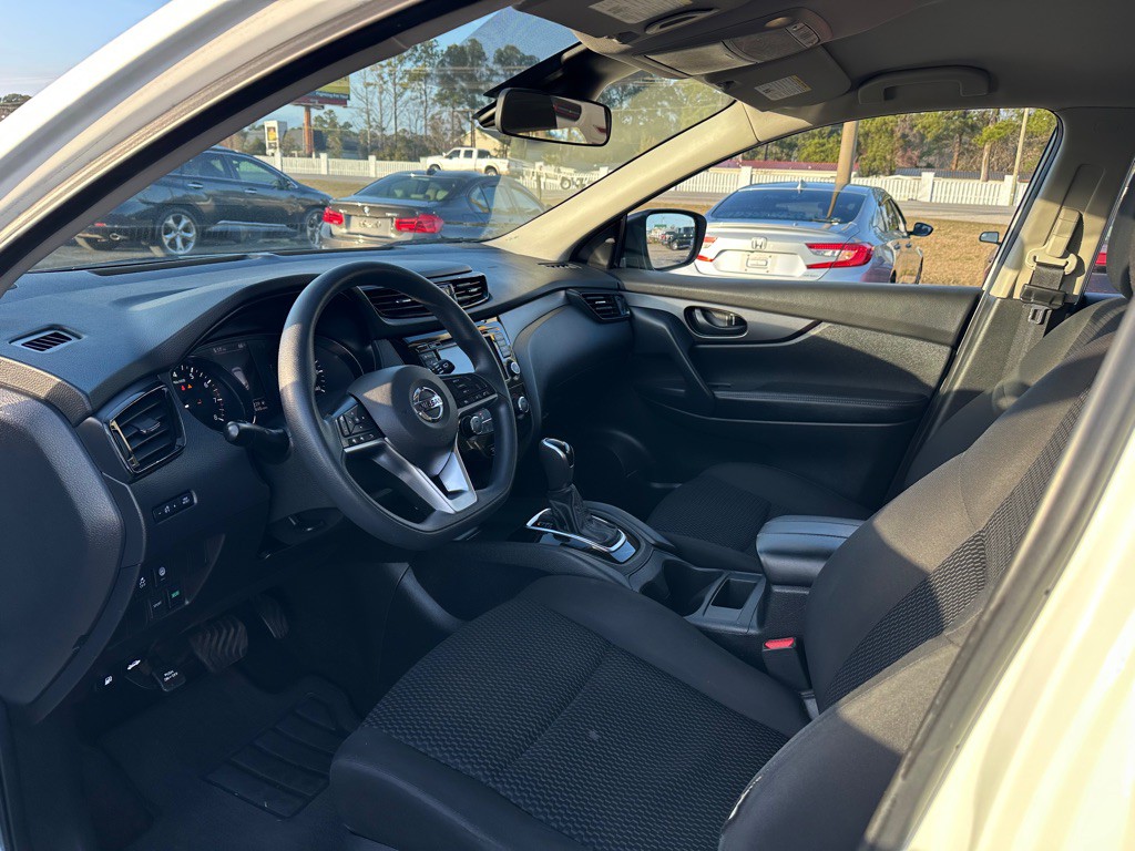 2021 Nissan Rogue Image 10