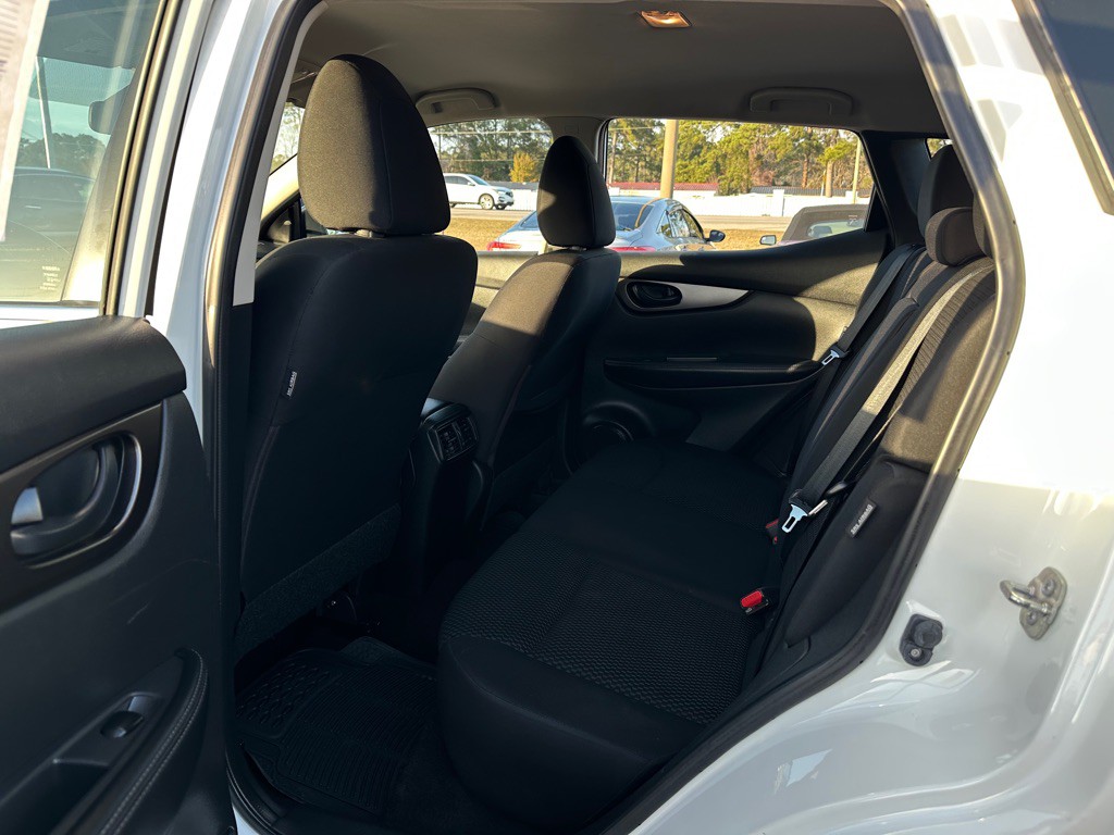 2021 Nissan Rogue Image 11