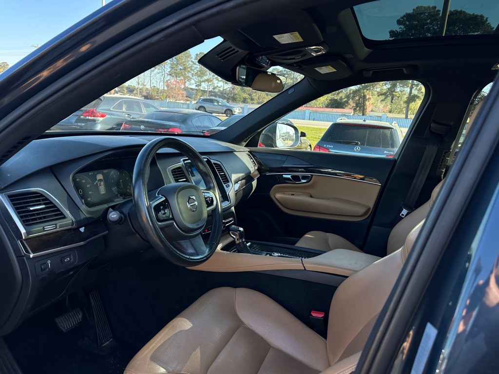 2019 Volvo XC90 Image 10