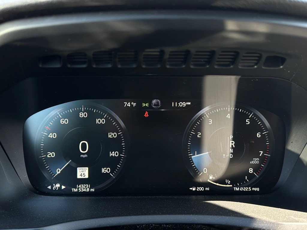 2019 Volvo XC90 Image 15