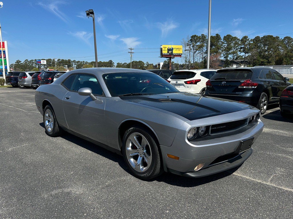 2014 Dodge Challenger Image 6