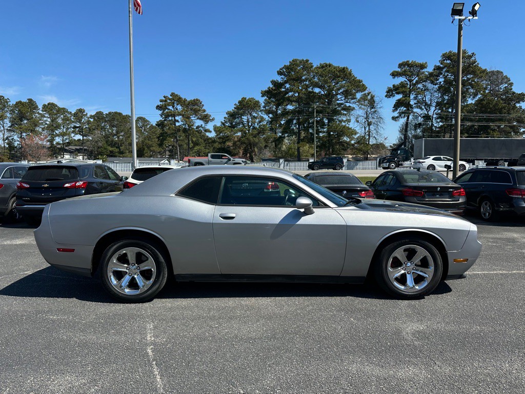 2014 Dodge Challenger Image 7