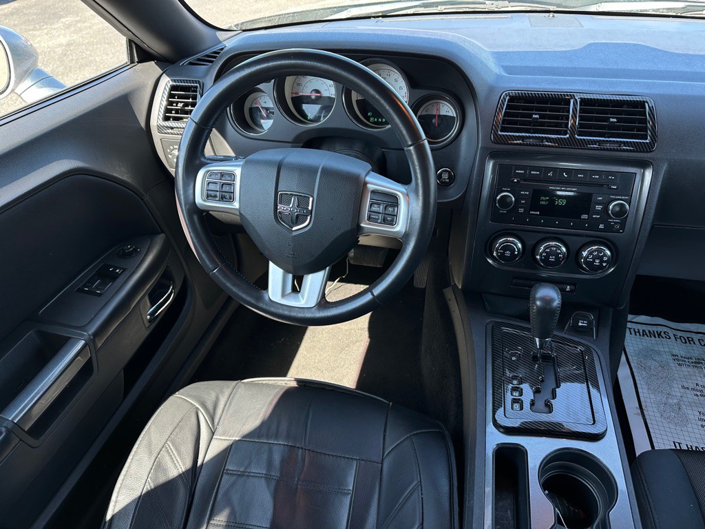 2014 Dodge Challenger Image 13