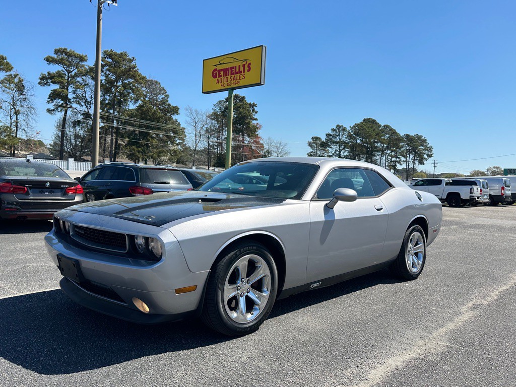 2014 Dodge Challenger Image 1