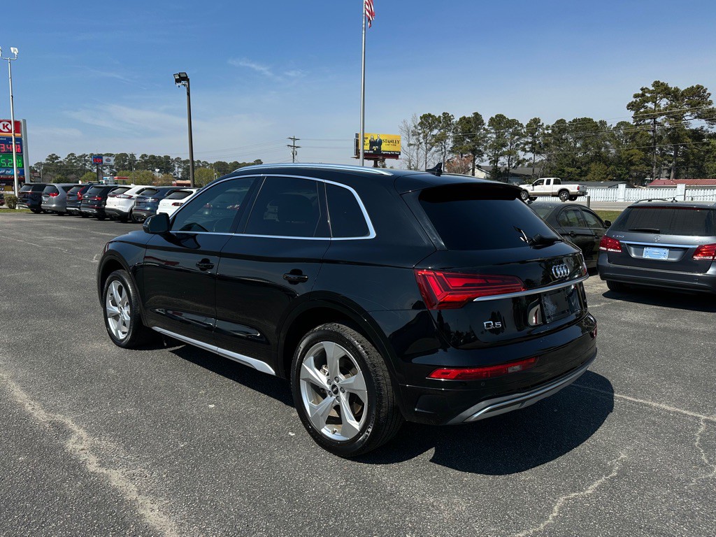2021 Audi Q5 Image 7