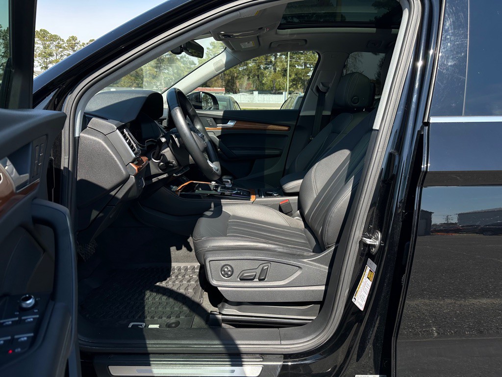 2021 Audi Q5 Image 10
