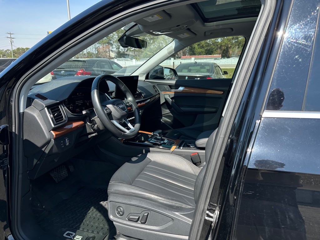 2021 Audi Q5 Image 11