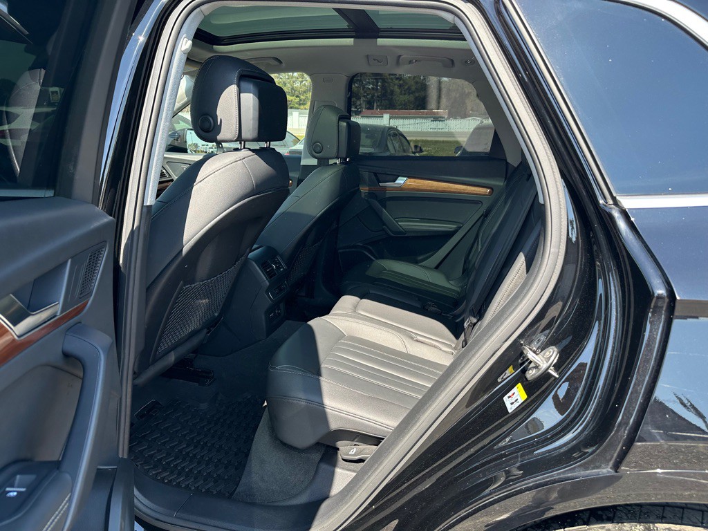 2021 Audi Q5 Image 12