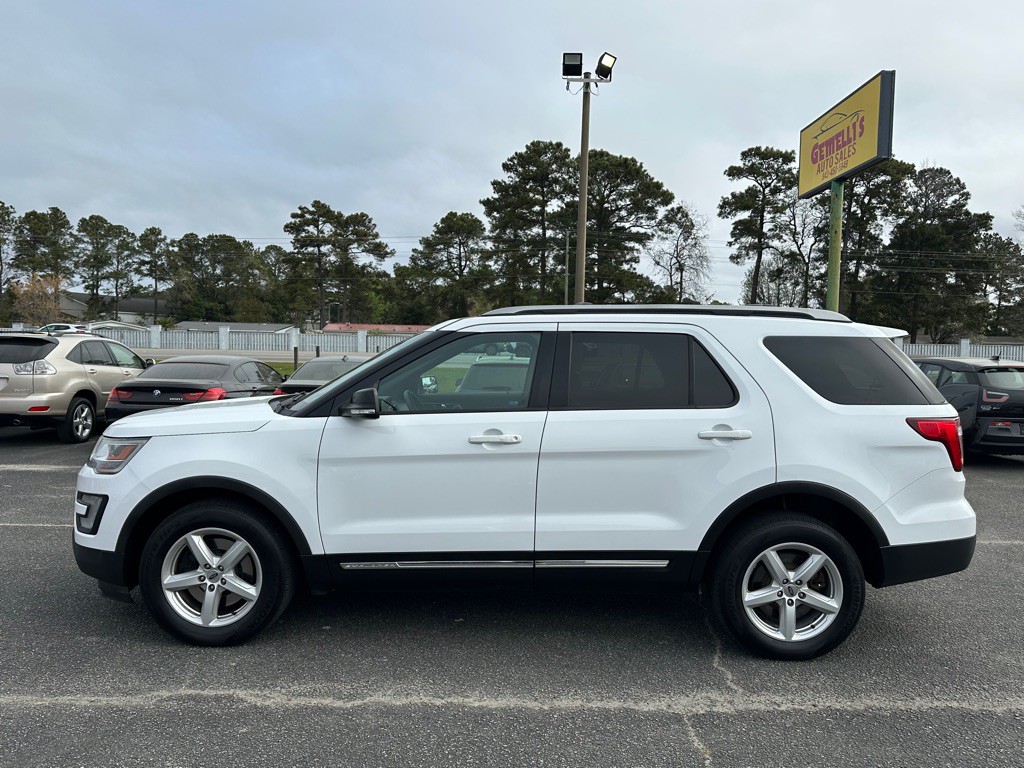 2016 Ford Explorer Image 8