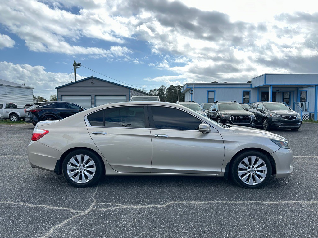 2013 Honda Accord Image 4