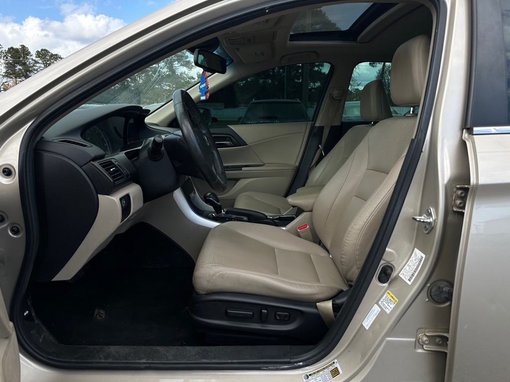 2013 Honda Accord Image 9