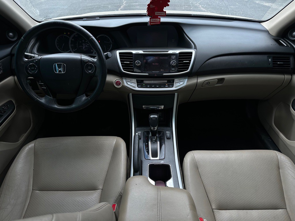2013 Honda Accord Image 12