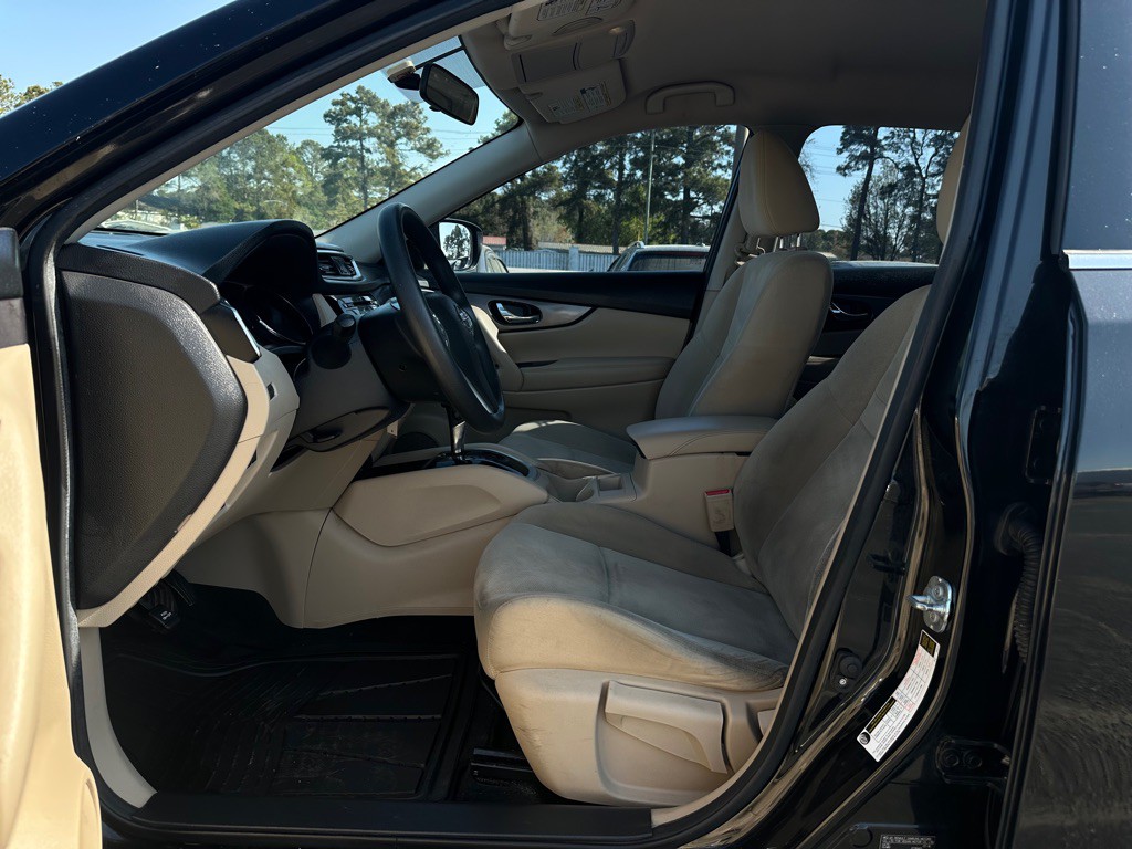 2016 Nissan Rogue Image 9