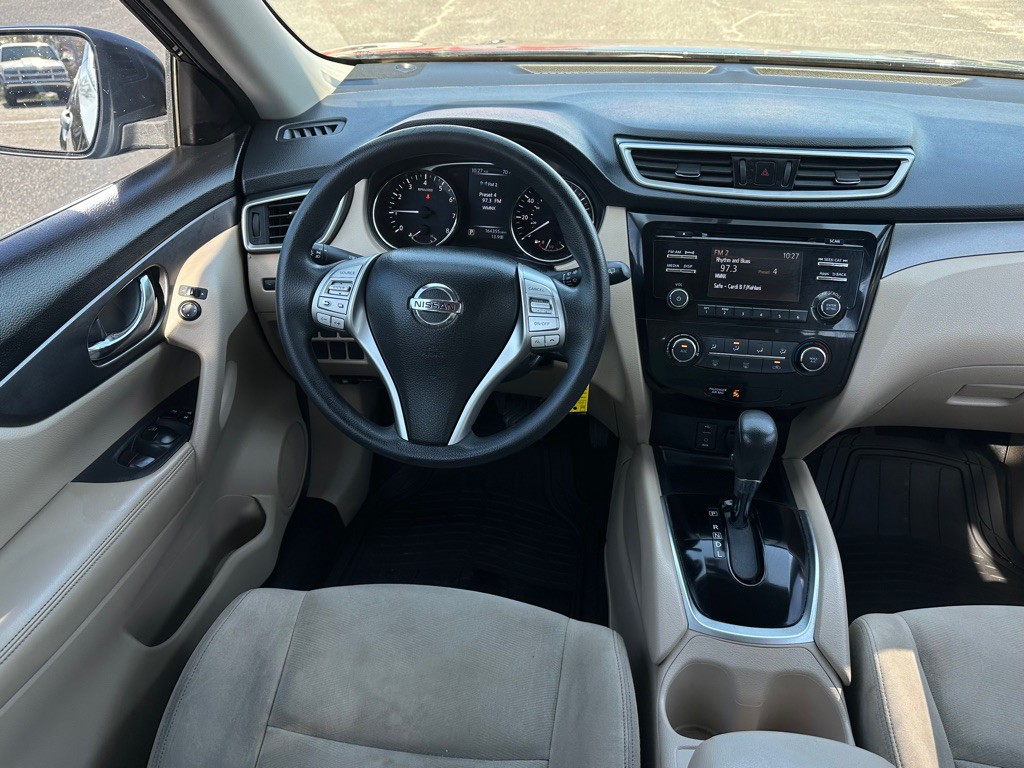 2016 Nissan Rogue Image 13