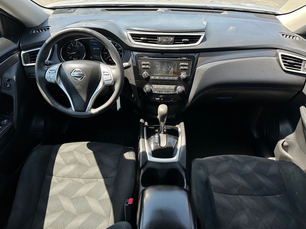 2016 Nissan Rogue Image 12