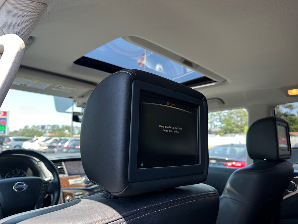 2018 Nissan Armada Image 14