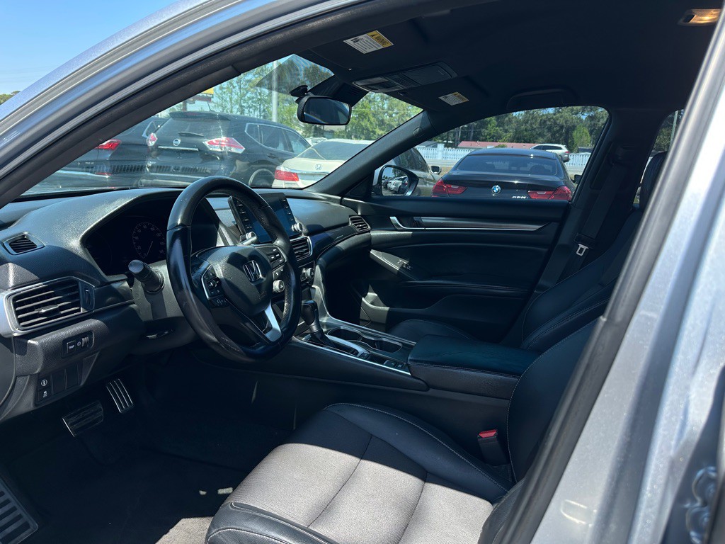 2018 Honda Accord Image 8