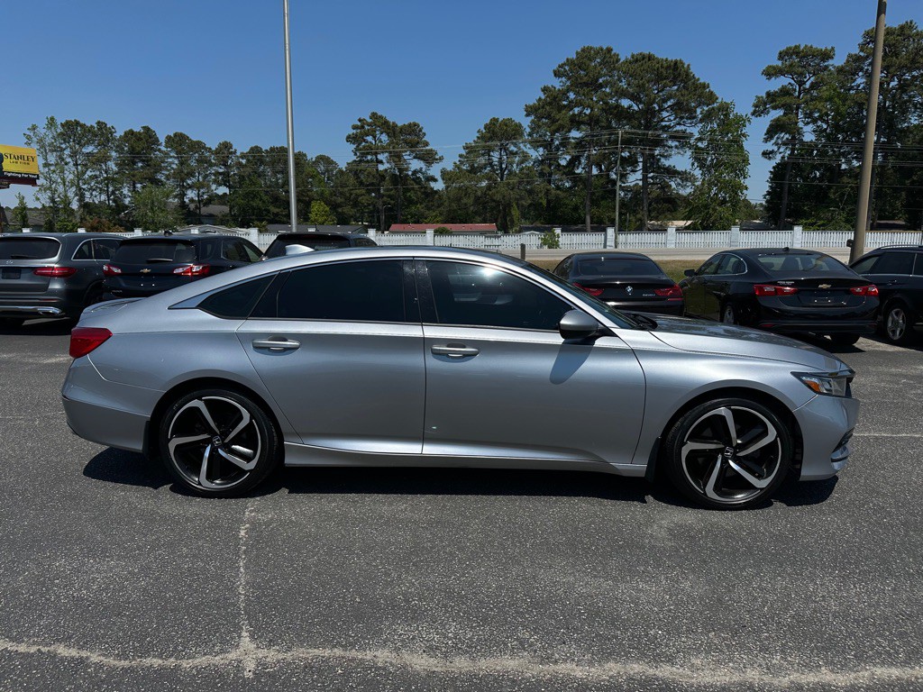 2018 Honda Accord Image 14