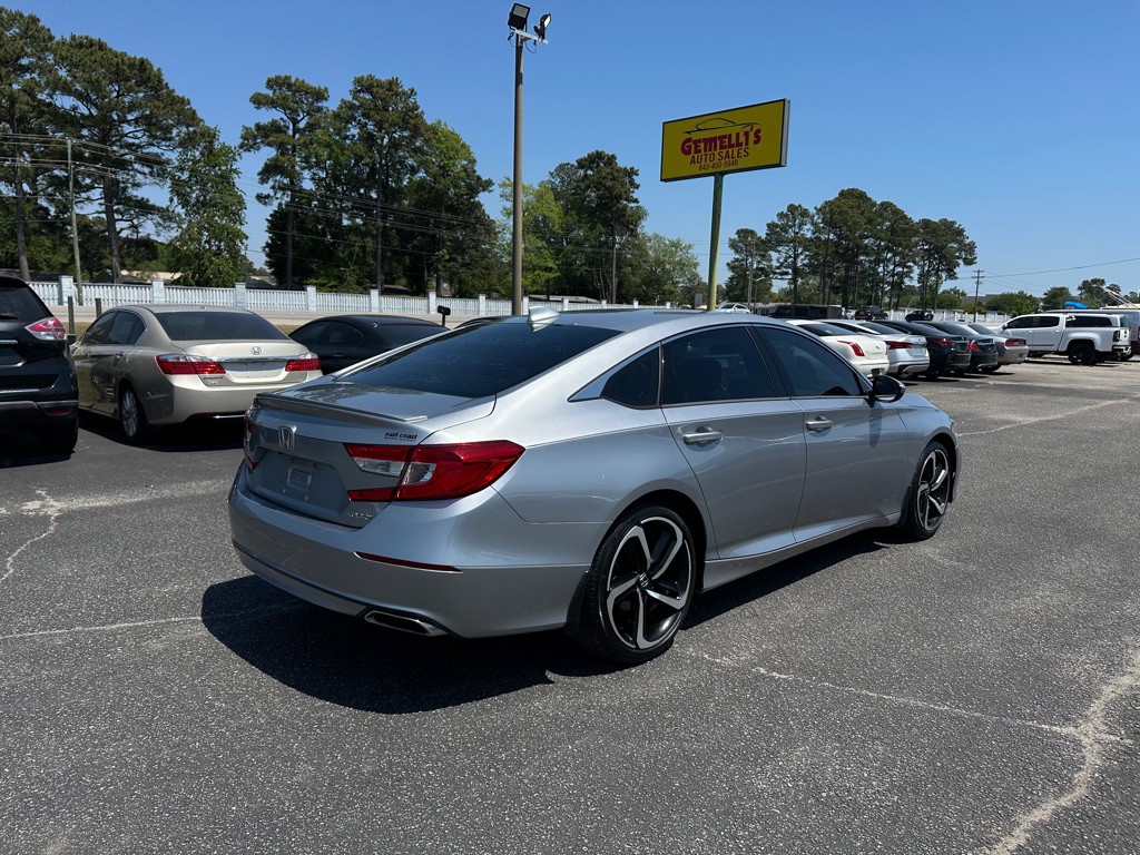 2018 Honda Accord Image 15