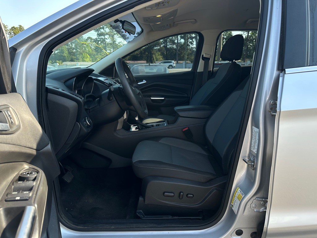 2017 Ford Escape Image 11