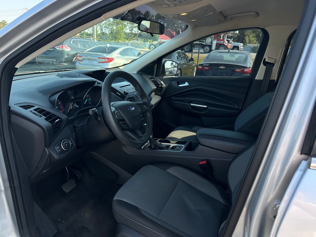 2017 Ford Escape Image 12