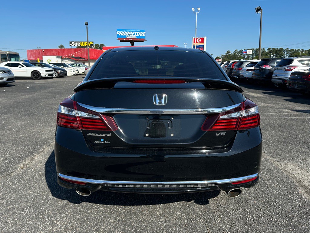 2016 Honda Accord Image 5