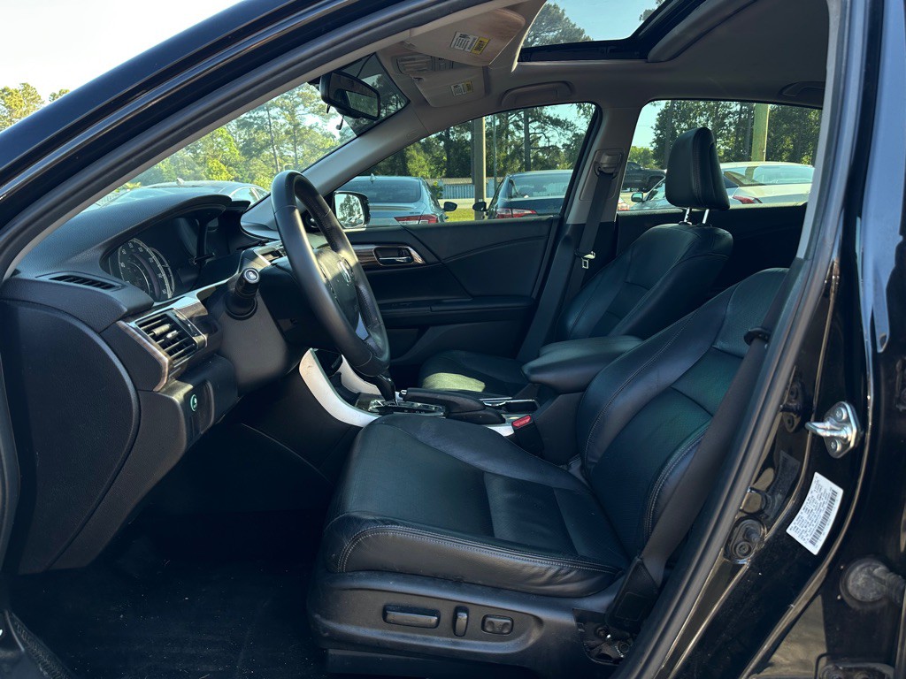 2016 Honda Accord Image 13