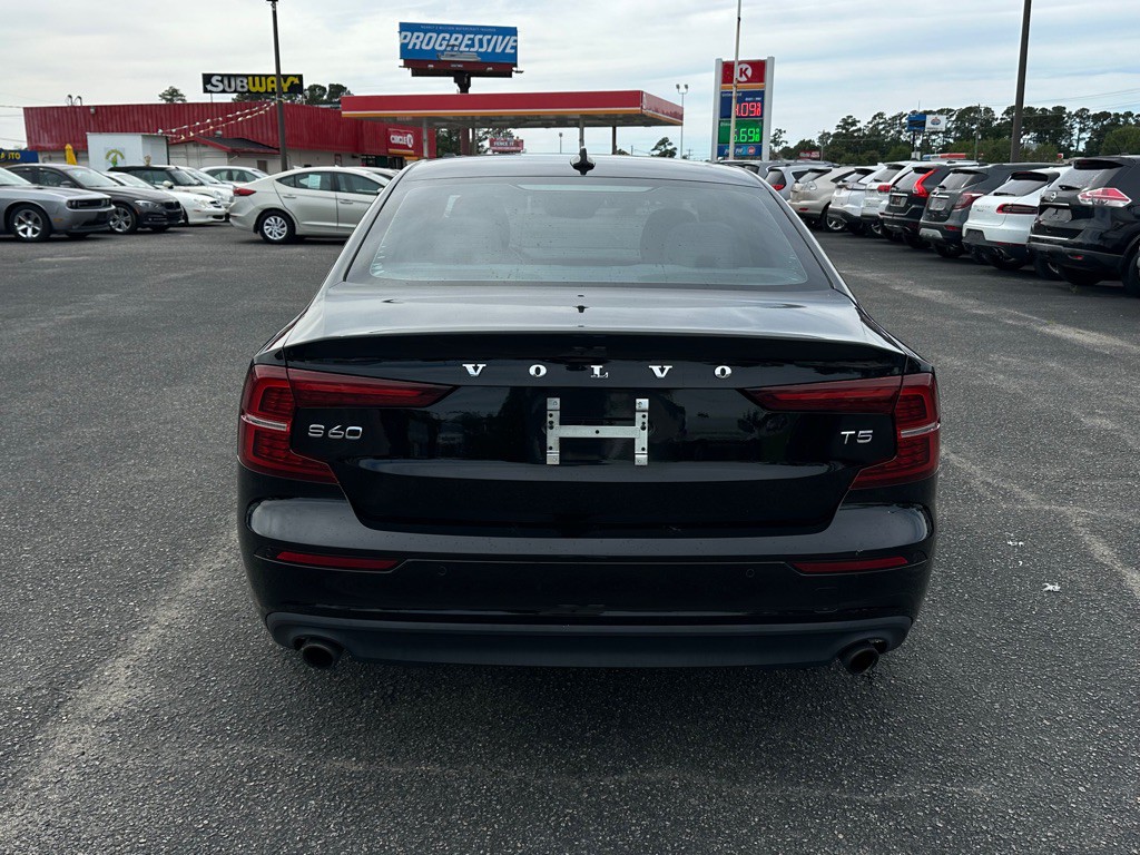 2019 Volvo S60 Image 6