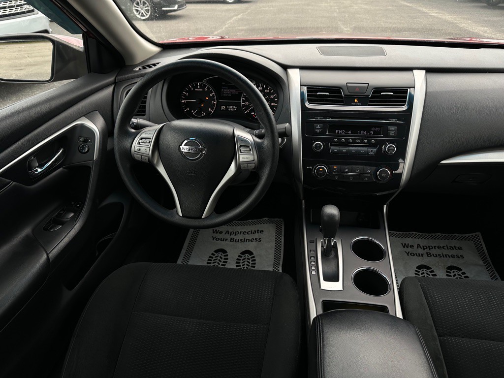 2015 Nissan Altima Image 13