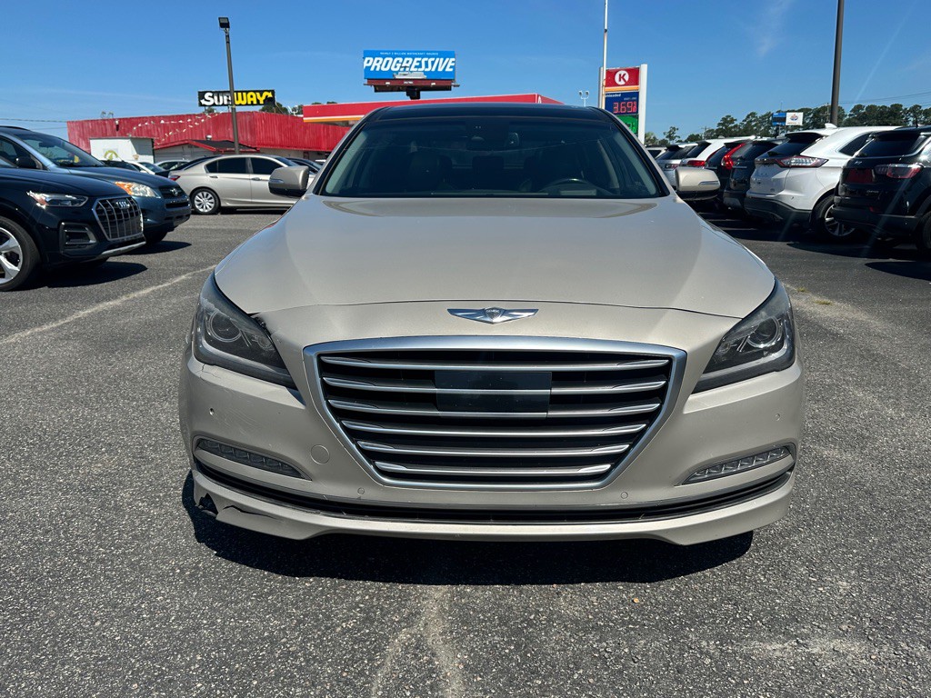 2015 Hyundai Genesis Image 2