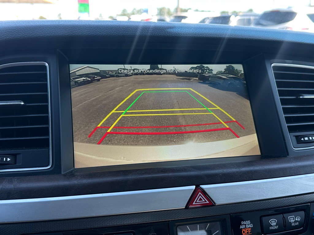 2015 Hyundai Genesis Image 15