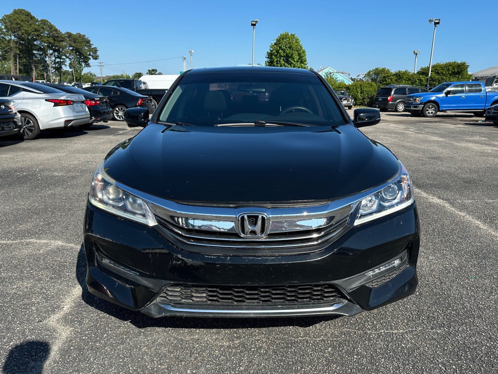 2016 Honda Accord Image 2