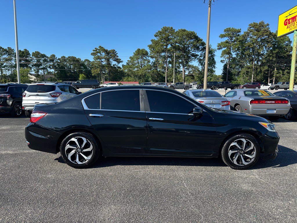 2016 Honda Accord Image 6