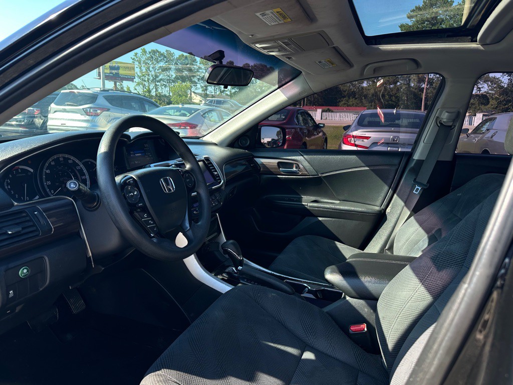2016 Honda Accord Image 12