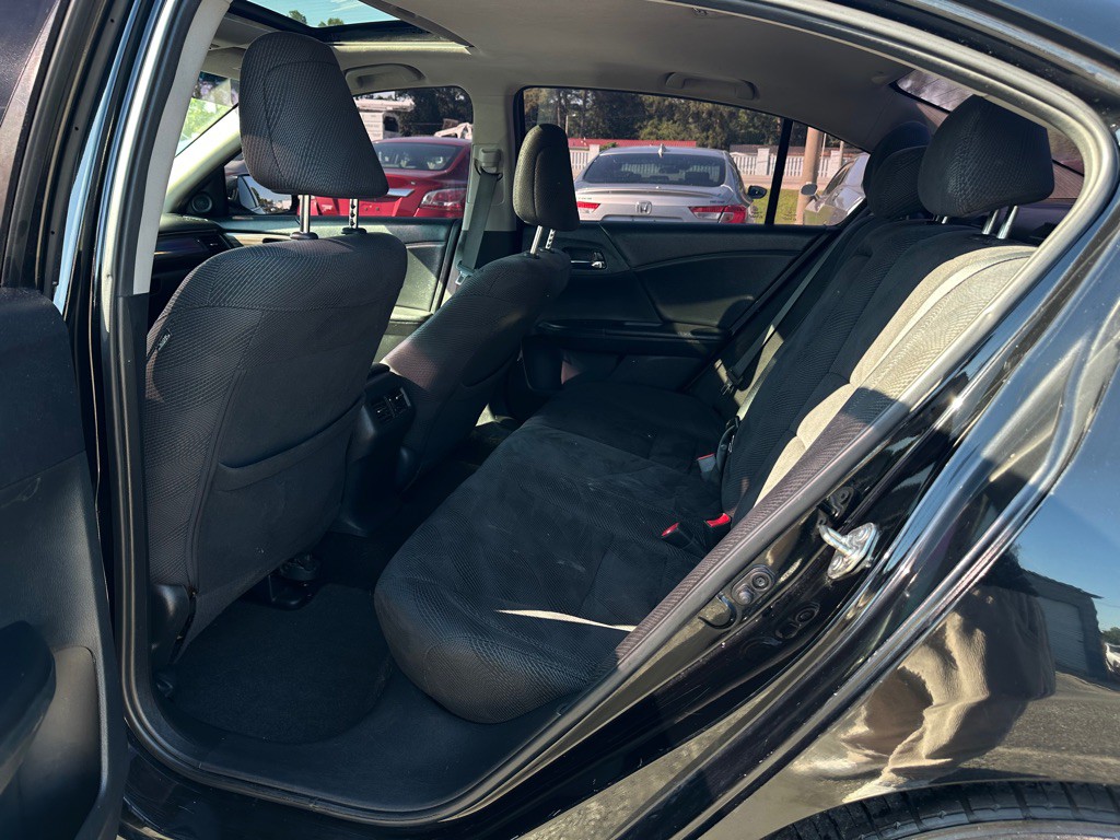 2016 Honda Accord Image 13