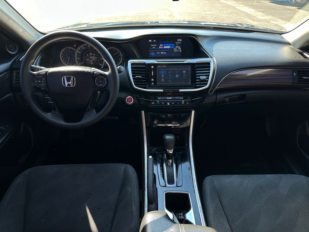 2016 Honda Accord Image 14