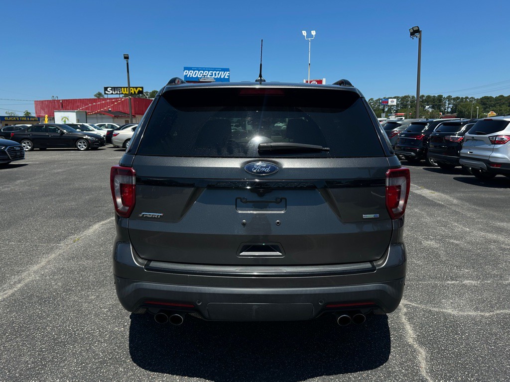 2018 Ford Explorer Image 7